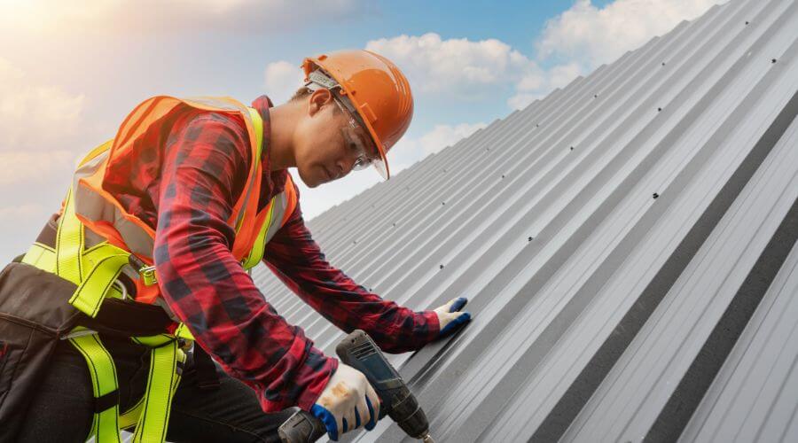 Expert new roof installation services in Clackamas, OR